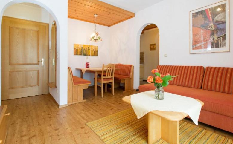 Haus Christaldo Bed and Breakfast St Anton am Arlberg Eksteriør billede