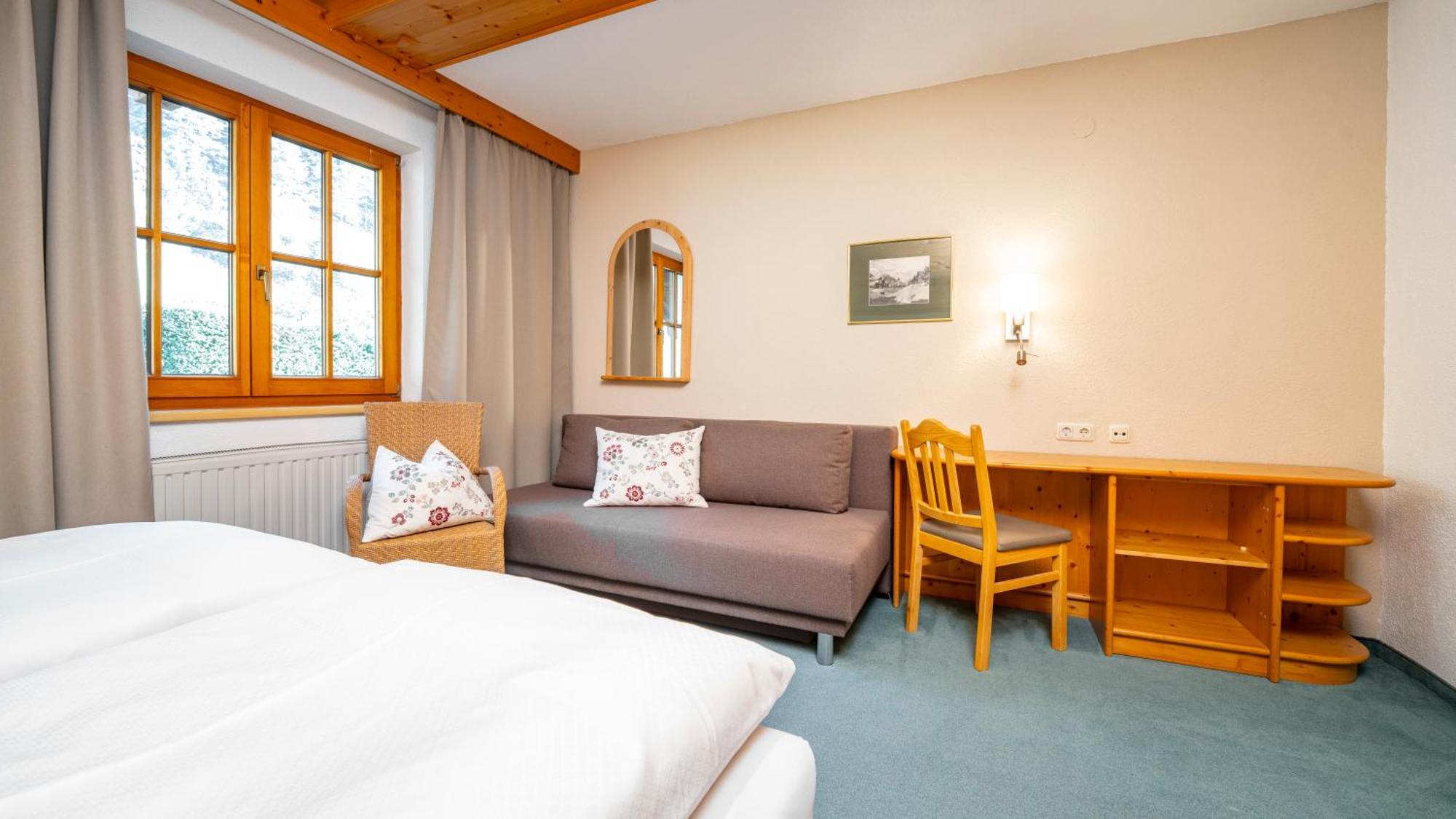 Haus Christaldo Bed and Breakfast St Anton am Arlberg Eksteriør billede